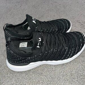 APL Athletic Propulsion Labs Women's Techloom Wave Runners Sz 10 Black White EUC